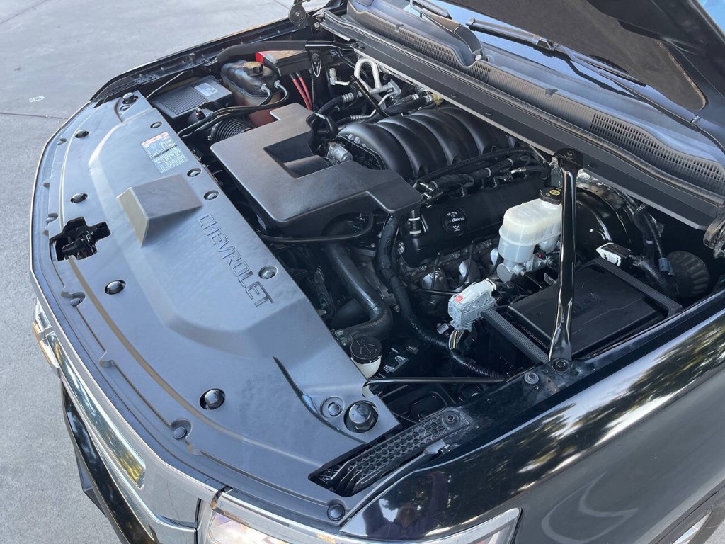 2018 Chevrolet Suburban Image 44