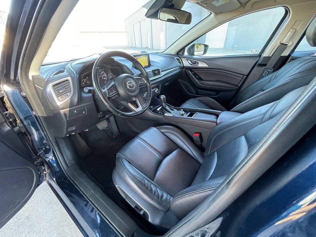 2018 Mazda Mazda3 Image 27