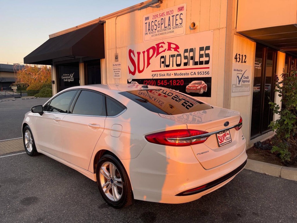 2018 Ford Fusion Image 9