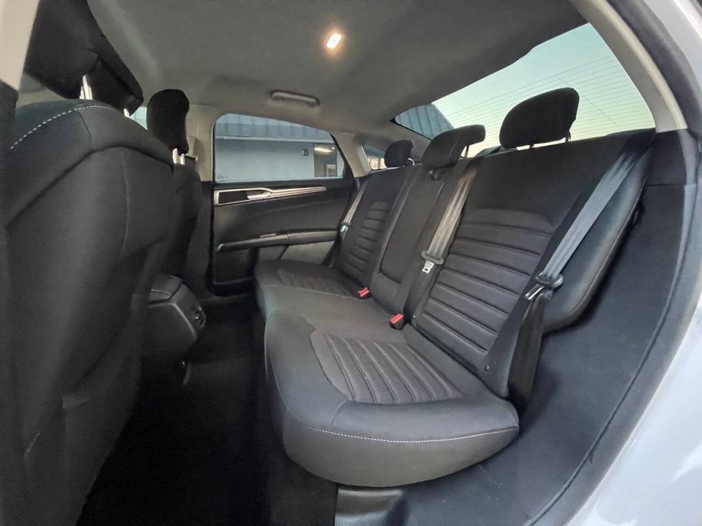 2018 Ford Fusion Image 14