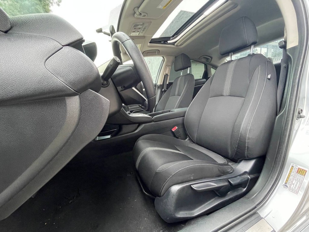 2017 Honda Civic Image 12