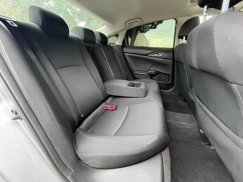 2017 Honda Civic Image 15