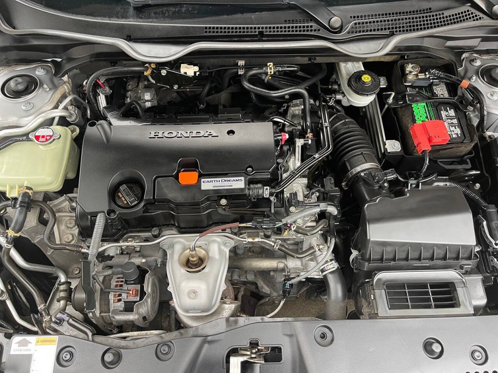 2017 Honda Civic Image 42