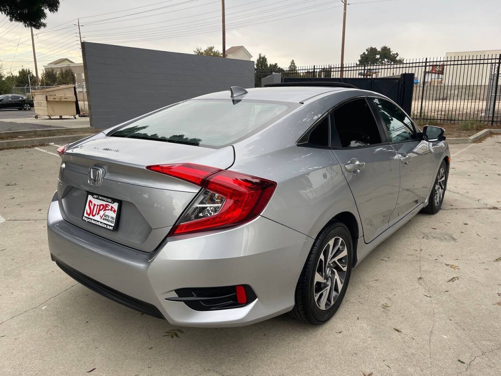 2017 Honda Civic Image 54