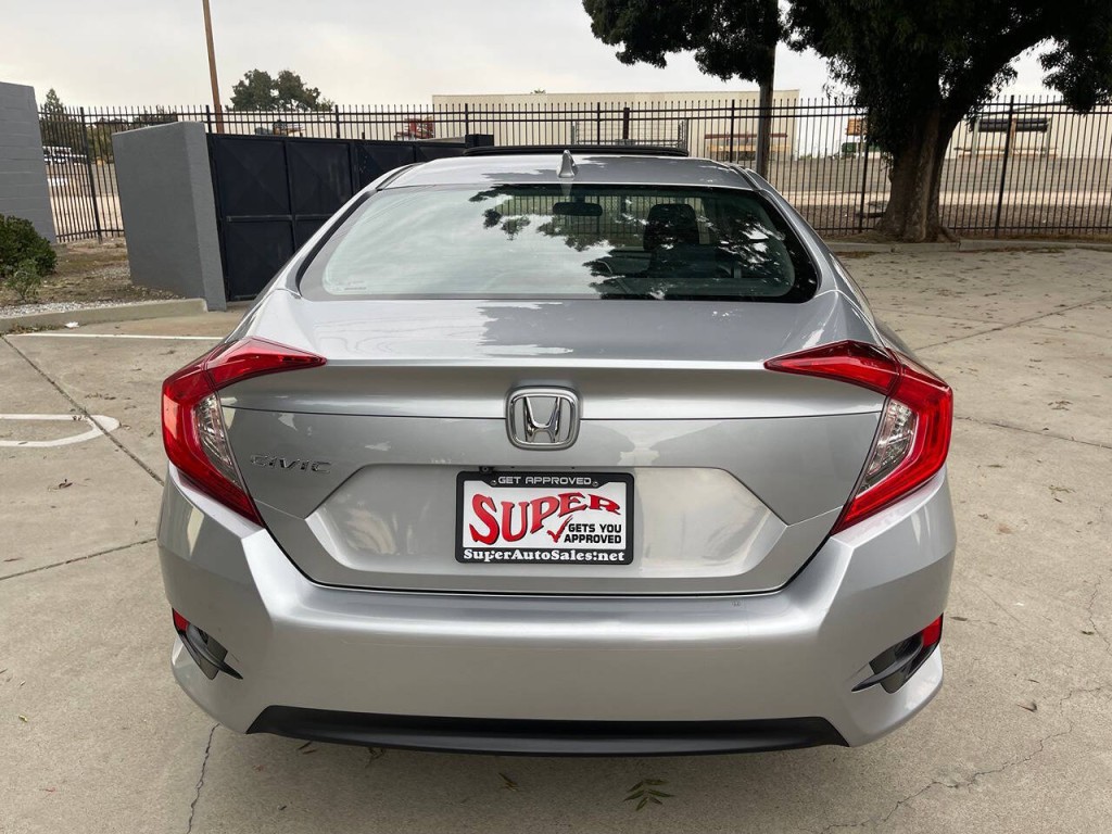 2017 Honda Civic Image 55