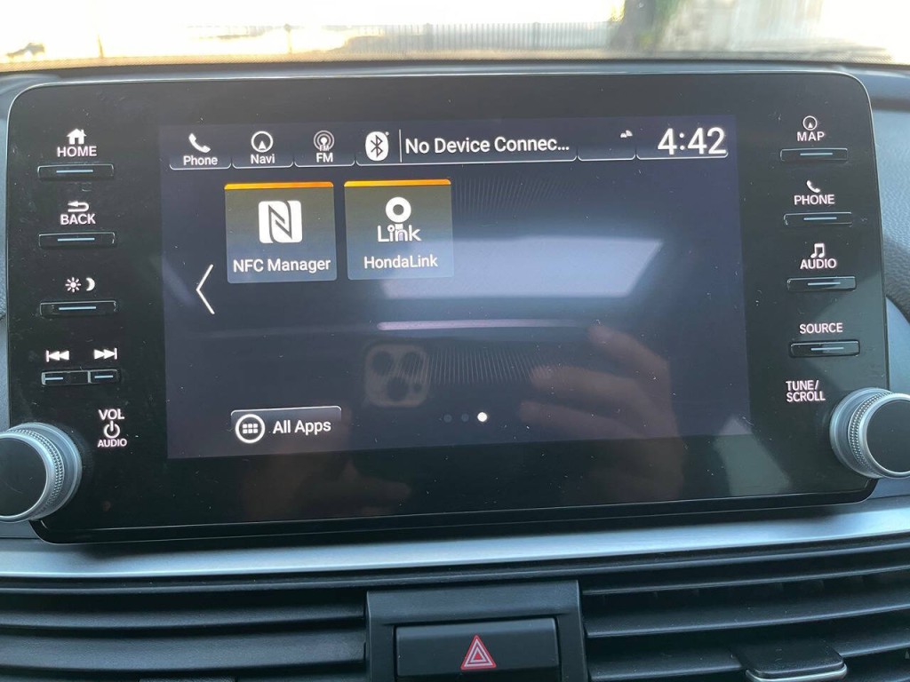 2020 Honda Accord Image 38