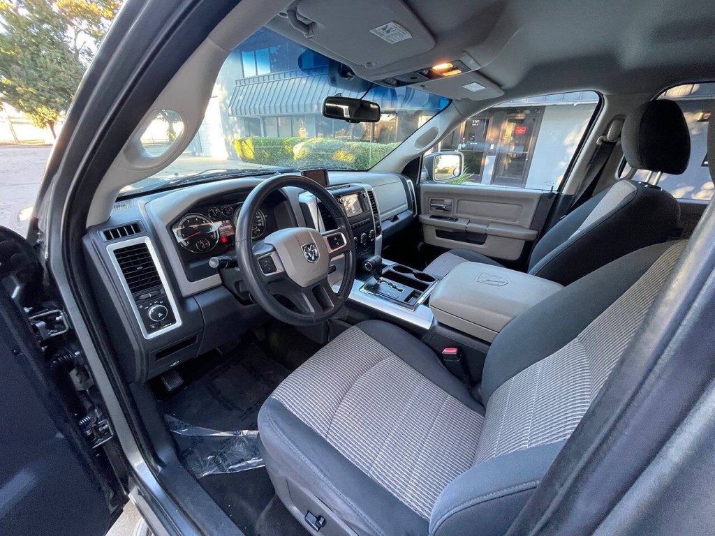 2011 RAM 1500 Image 30