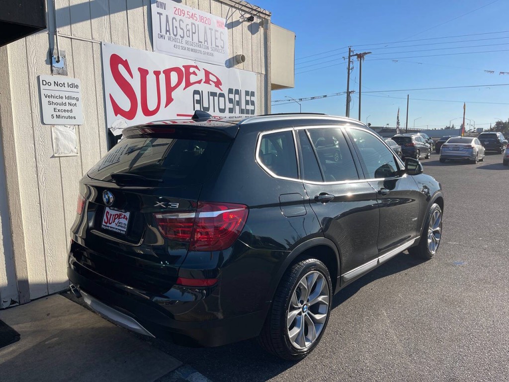 2017 BMW X3 Image 10