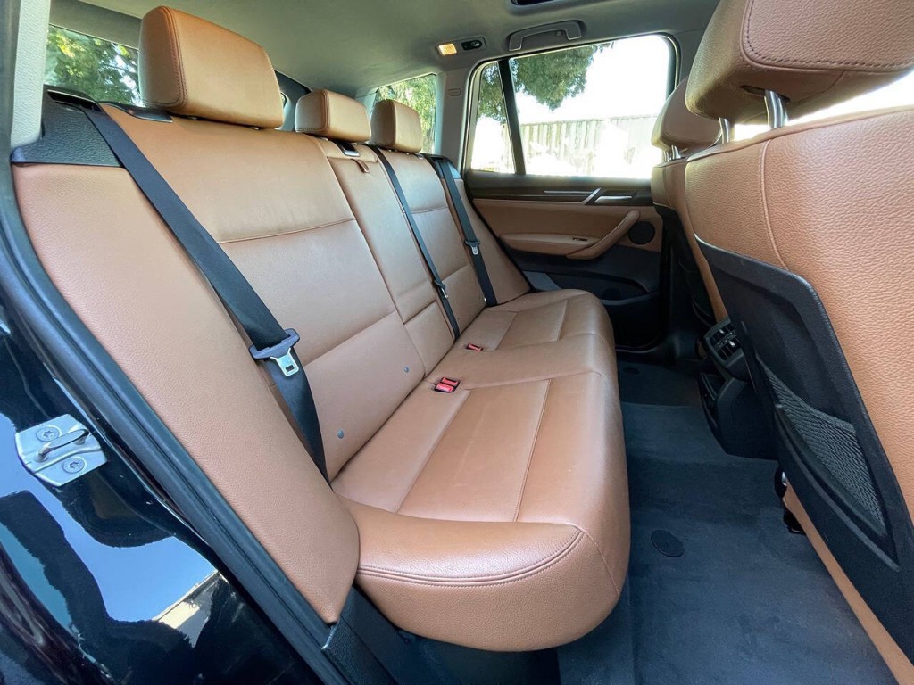 2017 BMW X3 Image 15