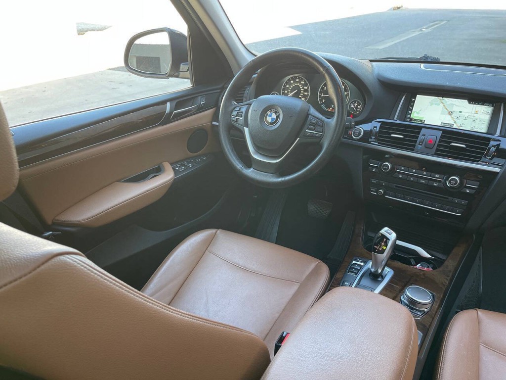 2017 BMW X3 Image 16