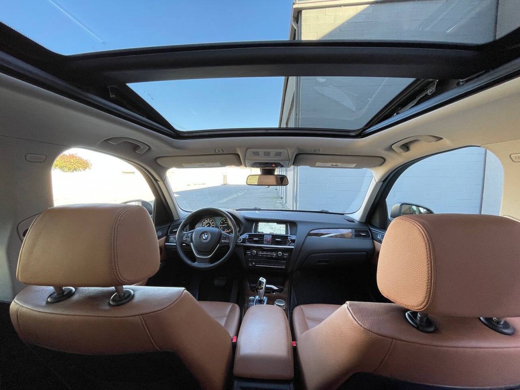 2017 BMW X3 Image 18