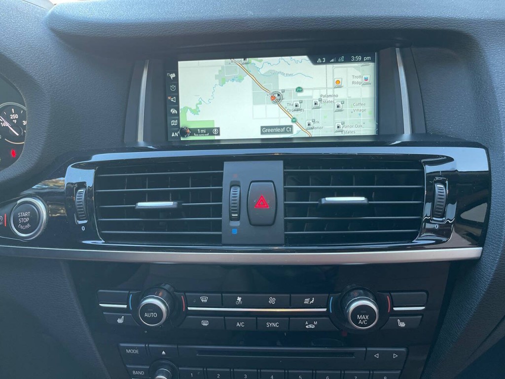 2017 BMW X3 Image 19