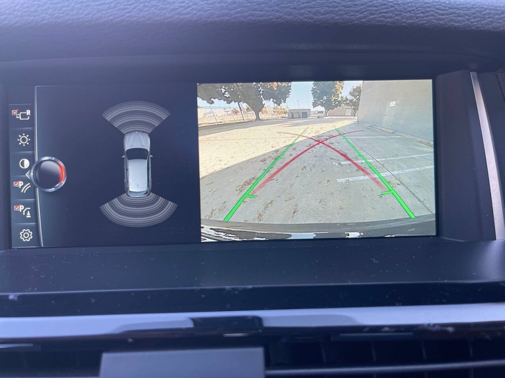 2017 BMW X3 Image 21