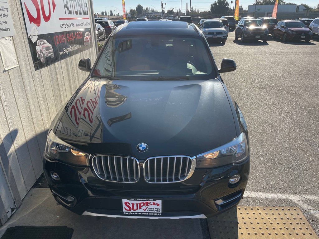 2017 BMW X3 Image 27