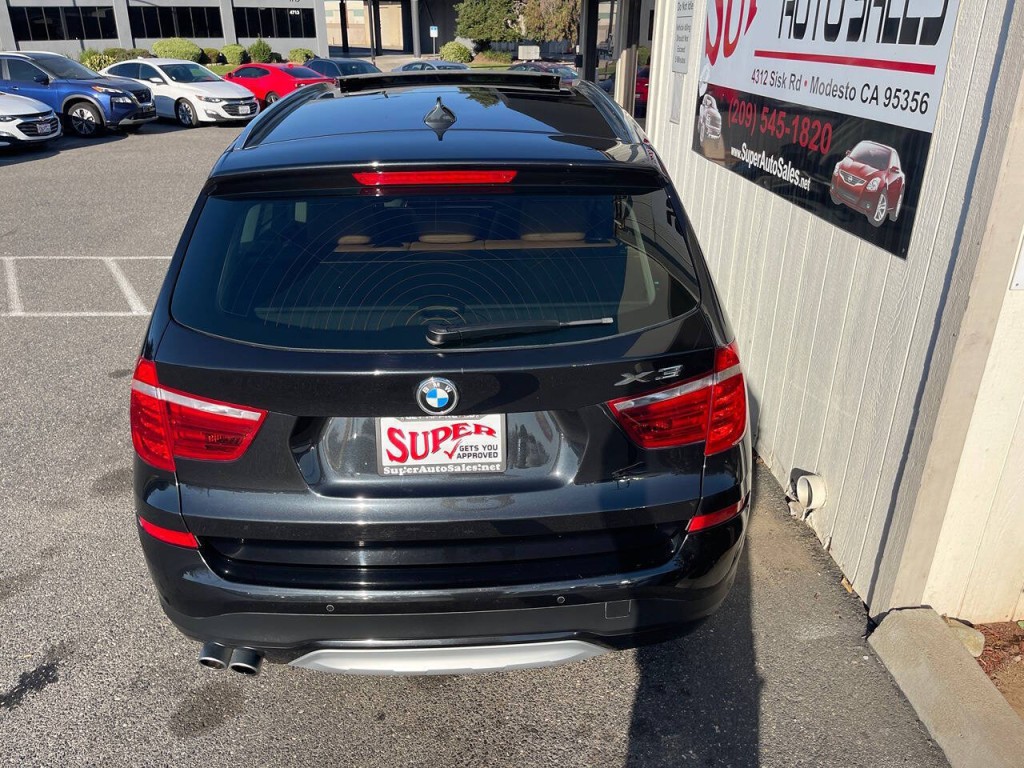 2017 BMW X3 Image 28