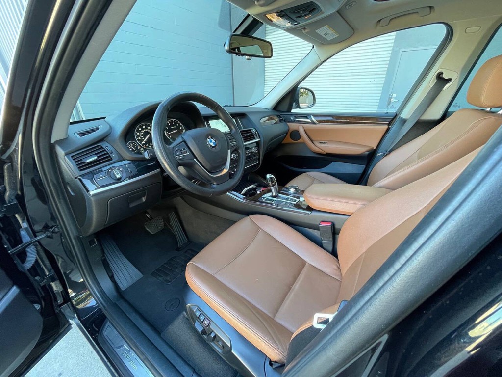 2017 BMW X3 Image 29