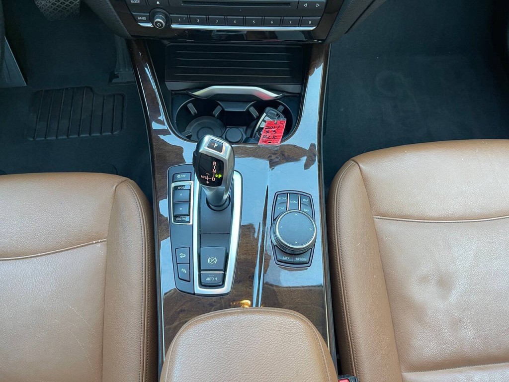 2017 BMW X3 Image 34