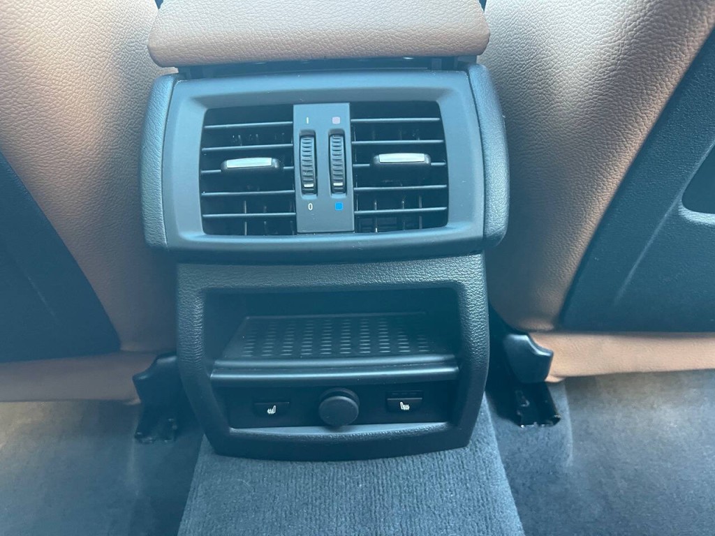 2017 BMW X3 Image 37