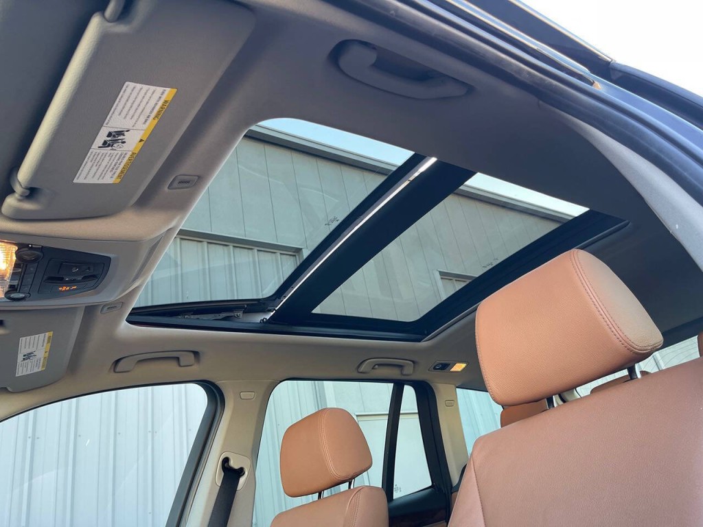 2017 BMW X3 Image 45