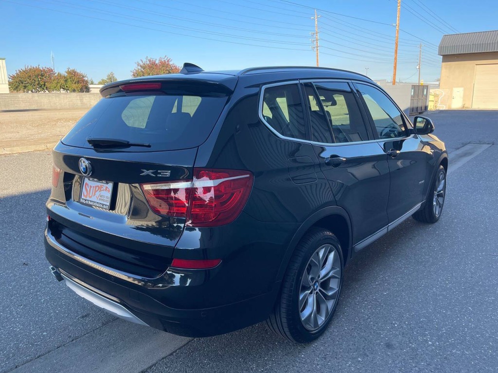 2017 BMW X3 Image 60
