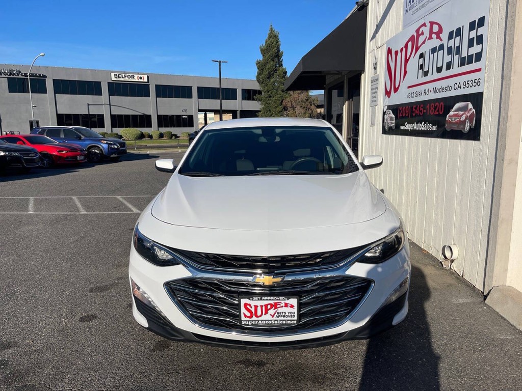 2020 Chevrolet Malibu Image 4