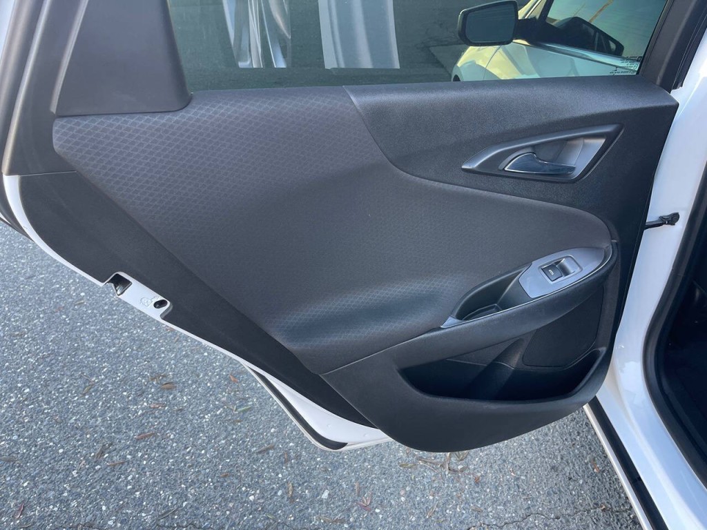 2020 Chevrolet Malibu Image 35