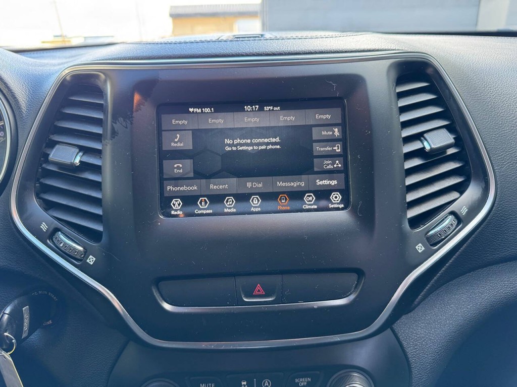 2019 Jeep Cherokee Image 18