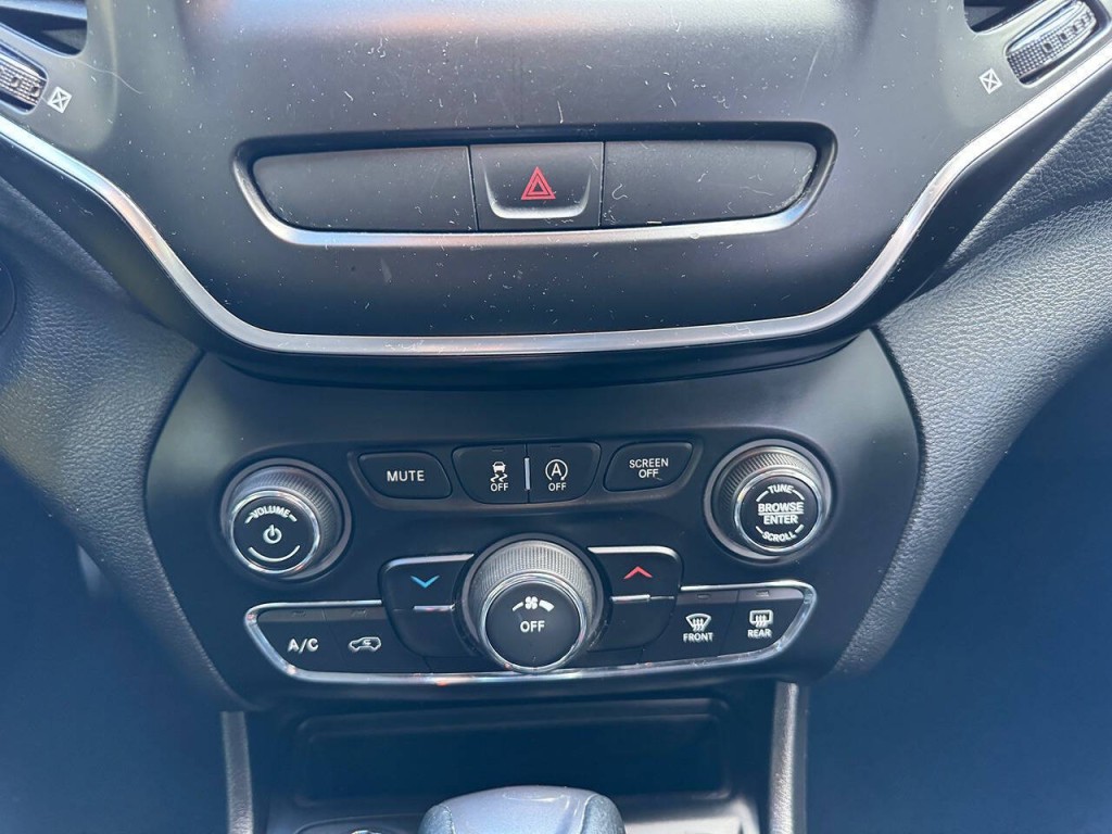 2019 Jeep Cherokee Image 20