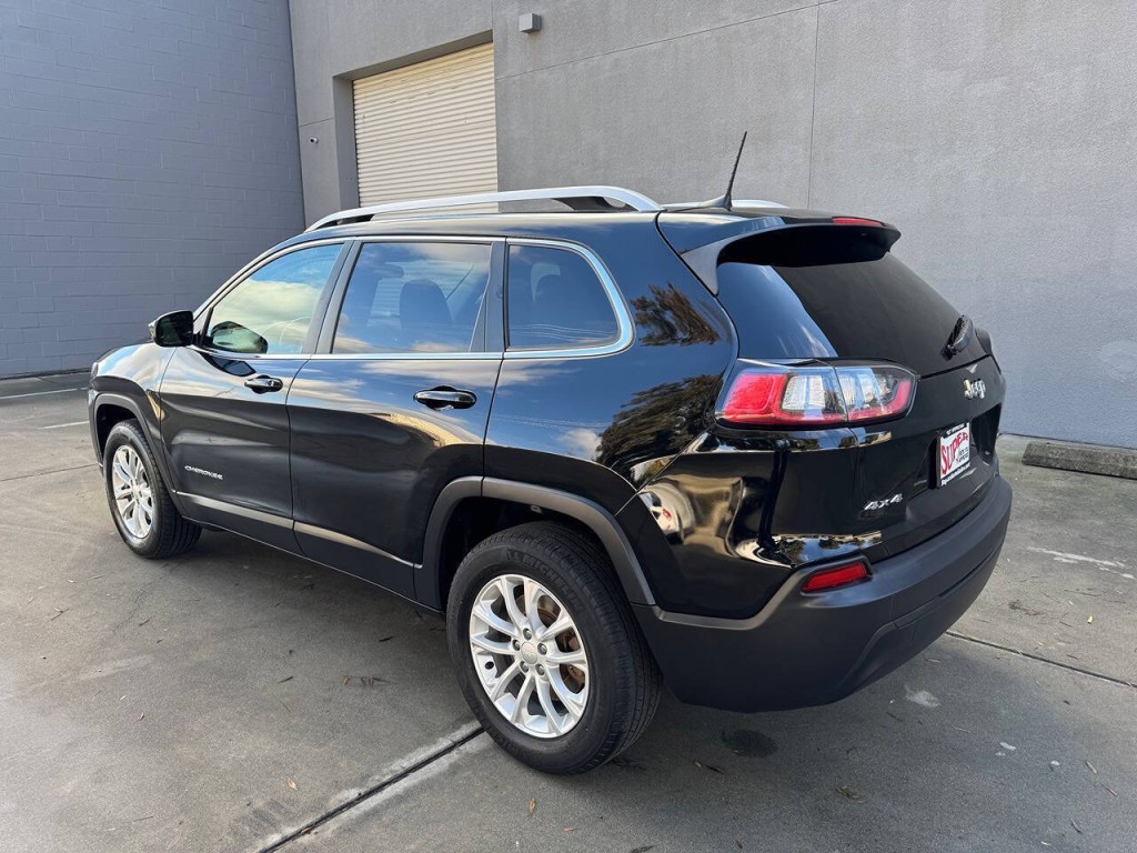 2019 Jeep Cherokee Image 56