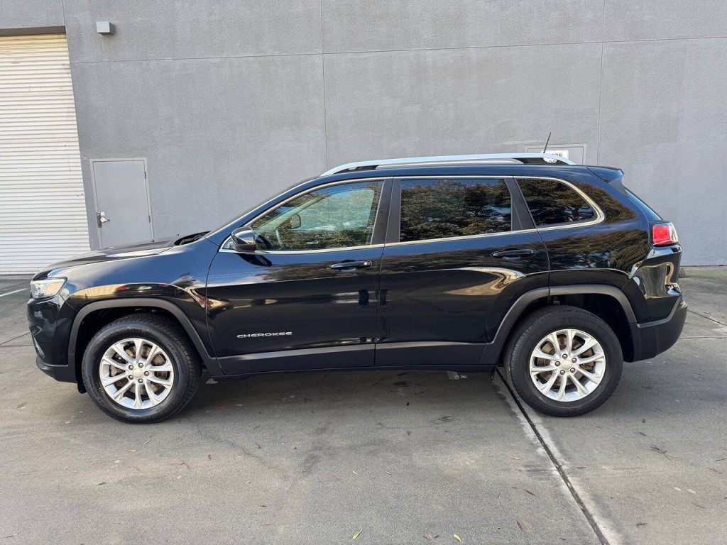 2019 Jeep Cherokee Image 57