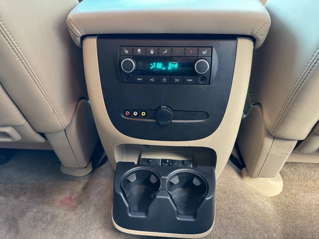 2012 GMC Yukon Image 33