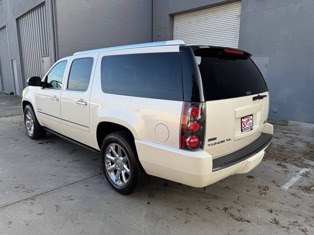 2012 GMC Yukon Image 63