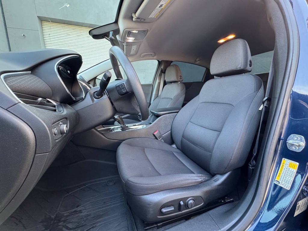 2019 Chevrolet Malibu Image 11