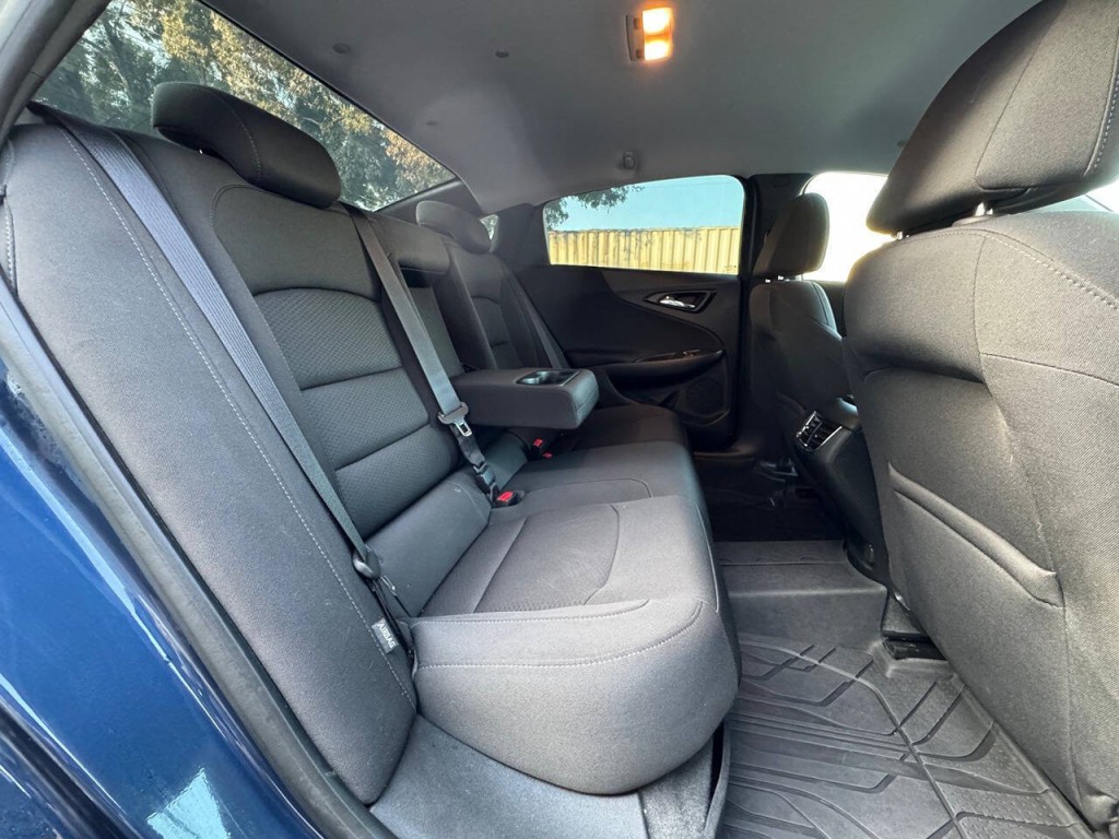 2019 Chevrolet Malibu Image 14
