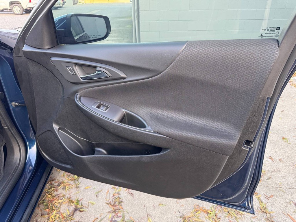 2019 Chevrolet Malibu Image 33