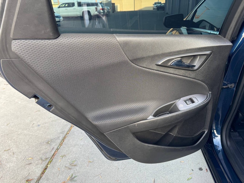 2019 Chevrolet Malibu Image 34