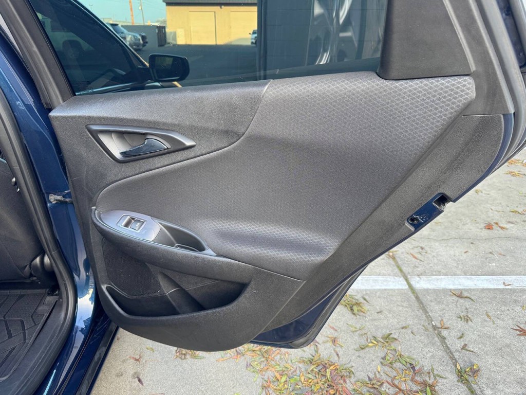 2019 Chevrolet Malibu Image 35