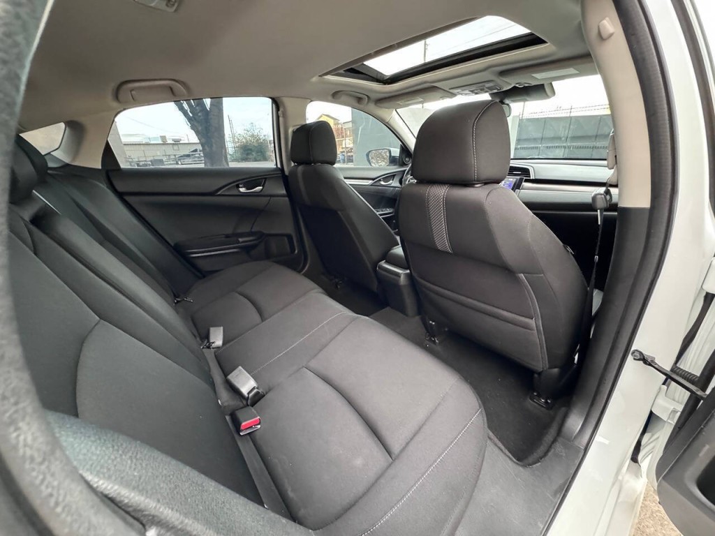 2021 Honda Civic Image 32