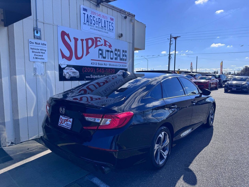 2018 Honda Accord Image 9