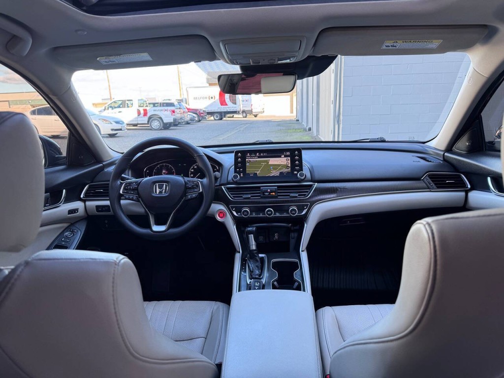 2018 Honda Accord Image 33