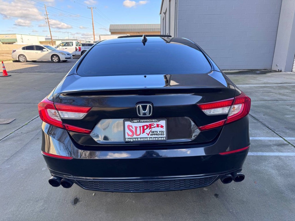 2018 Honda Accord Image 55