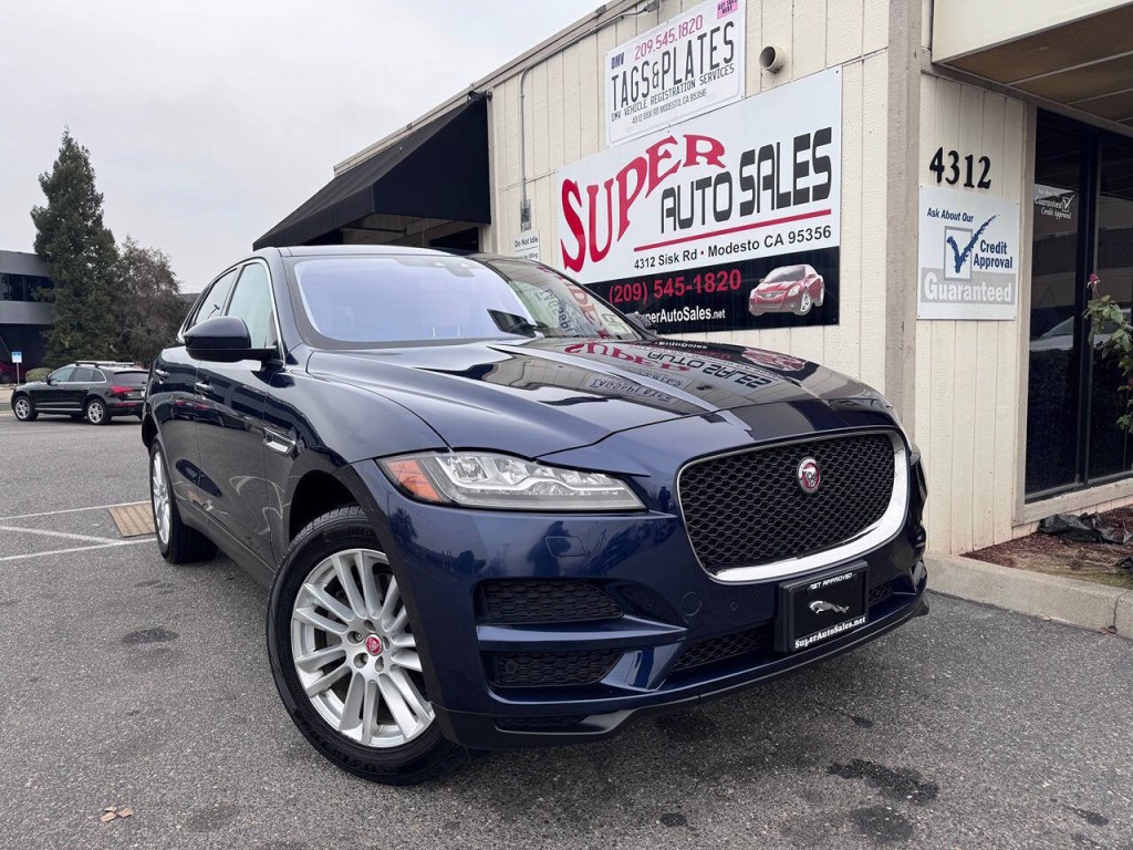 2017 Jaguar F-PACE Image 25