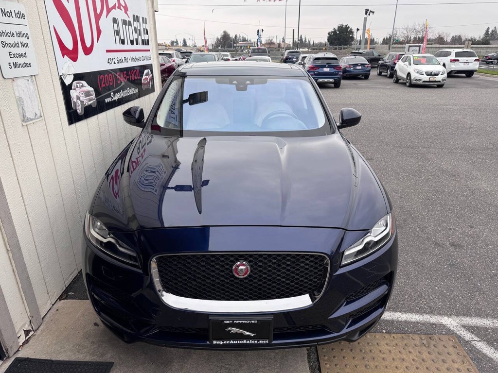 2017 Jaguar F-PACE Image 27