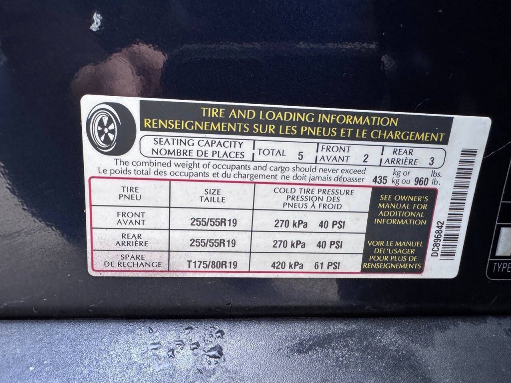 2017 Jaguar F-PACE Image 54