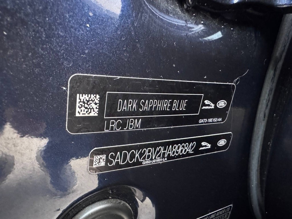 2017 Jaguar F-PACE Image 55