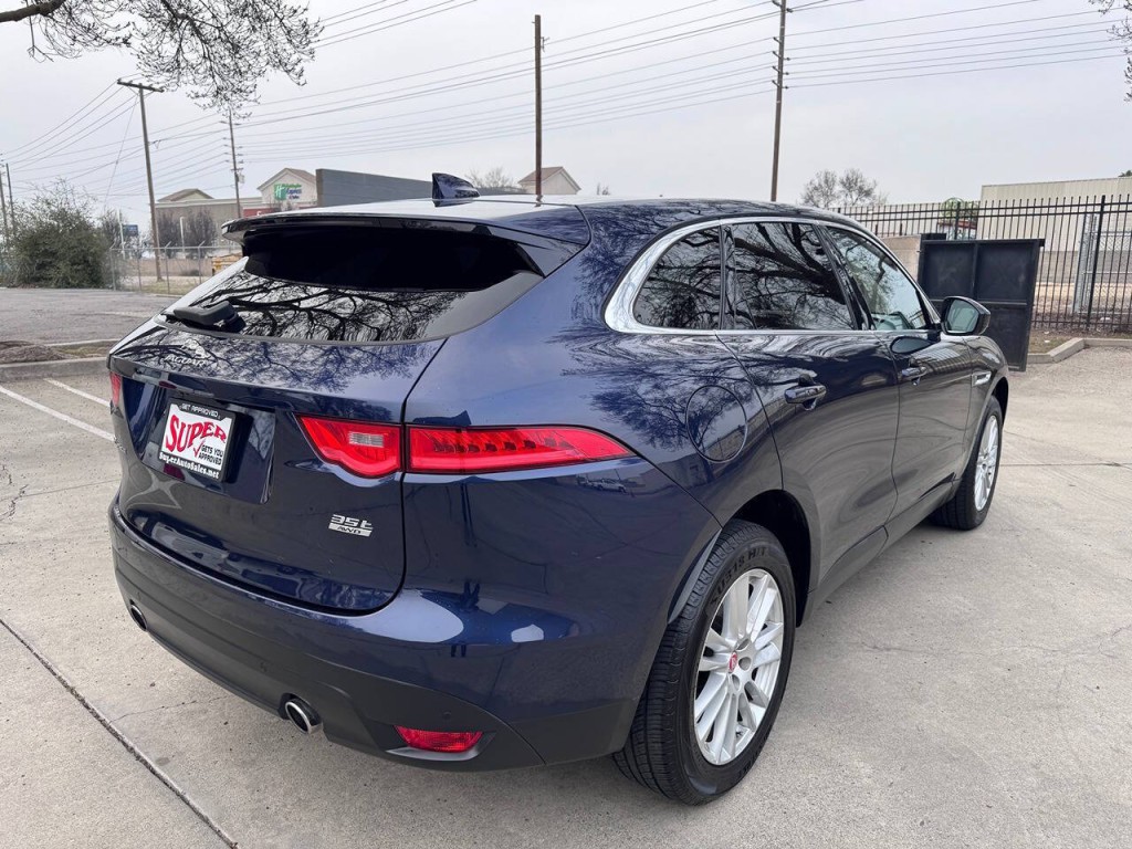 2017 Jaguar F-PACE Image 61