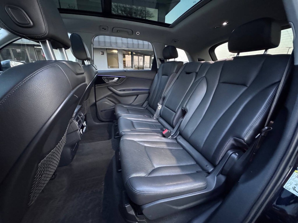 2017 Audi Q7 Image 13