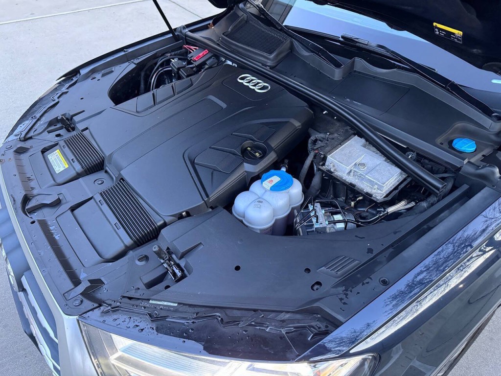 2017 Audi Q7 Image 44