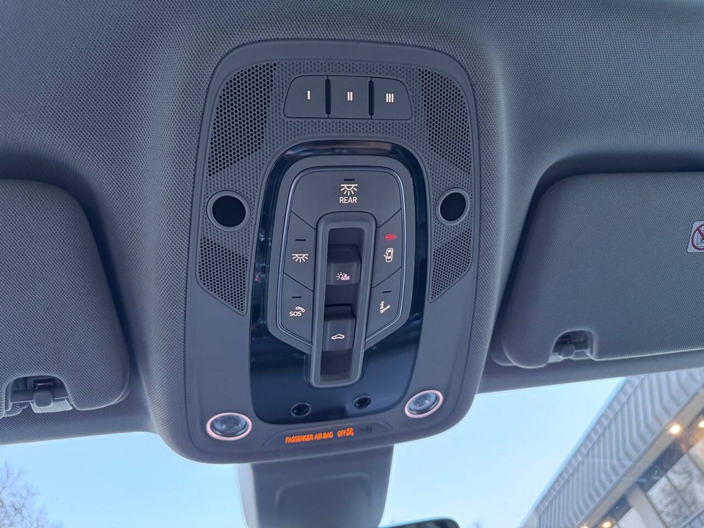 2017 Audi Q7 Image 35