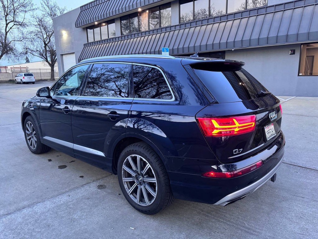 2017 Audi Q7 Image 64